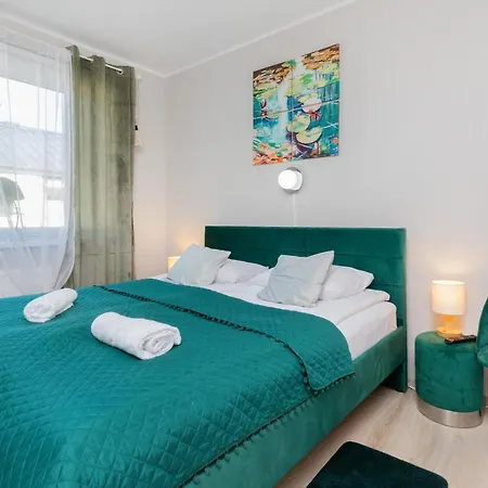 Dom wakacyjny Comfortable House With Bathtub In The Bedroom